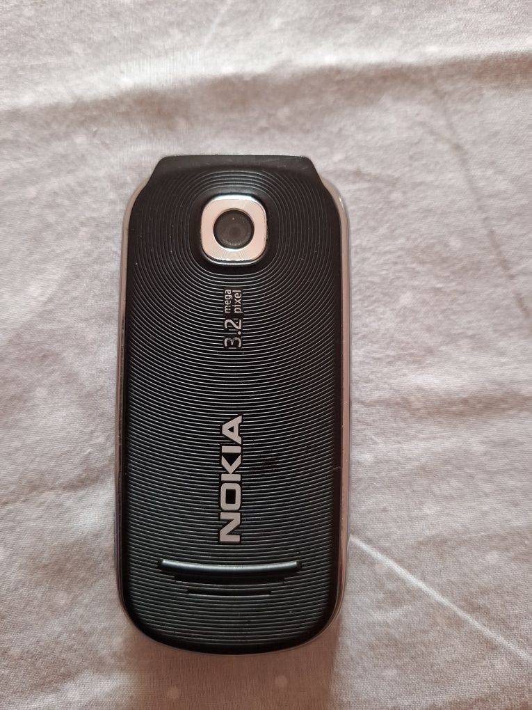 De vânzare Nokia 6500s-1 /Nokia 7270.