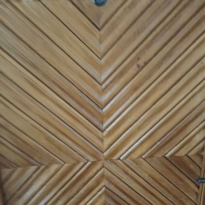 Usa intrare din lemn masiv