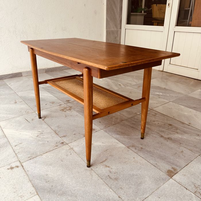 Скандинавска винтидж маса с повдигащ се плот – Mid-Century Modern