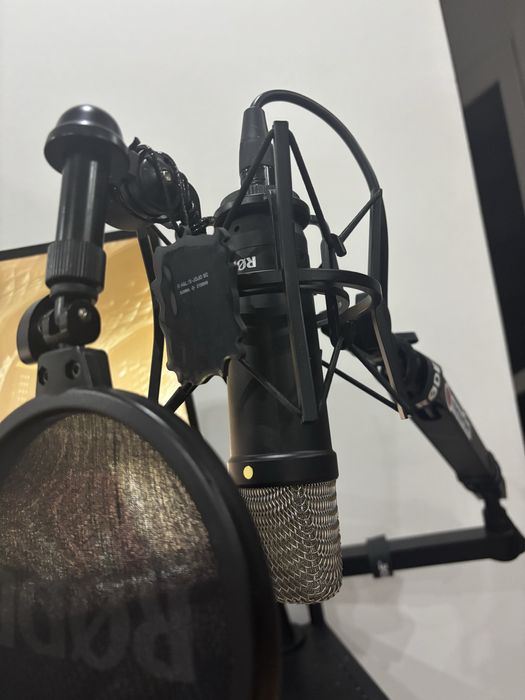 Rode nt1 signature si intrefata audio umc22