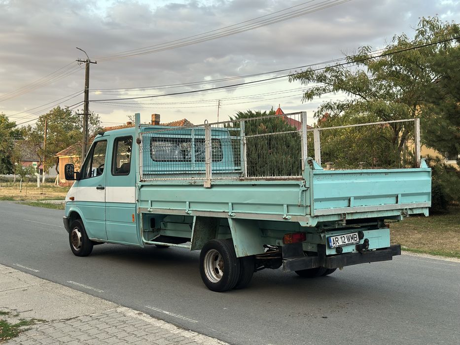 Mercedes Sprinter - 2.9 Diesel basculabil 3,5 Tone se conduce cu cat B