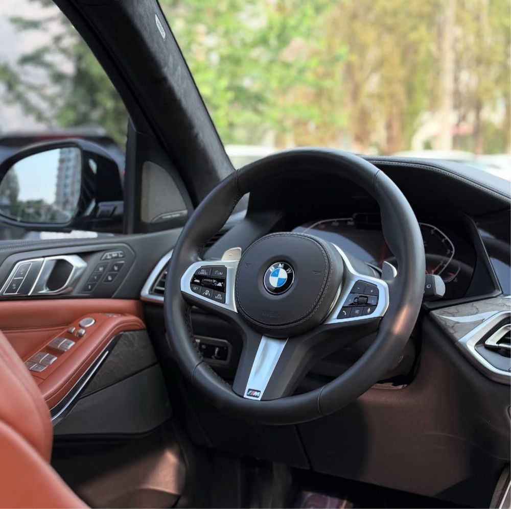 Sotiladi BMW x7 xdrive40i 2019 yil