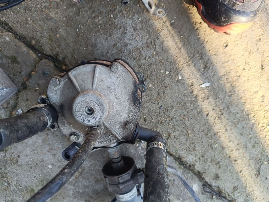 Продавам газов инжекцион Ланди