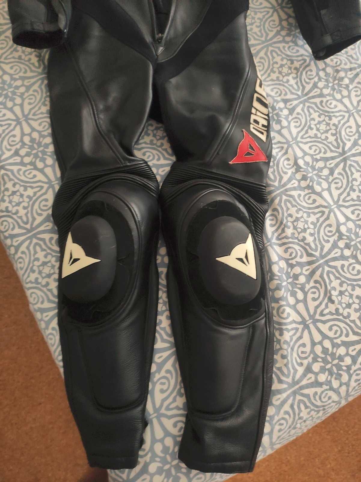 Дамски Dainese екип, размер 42