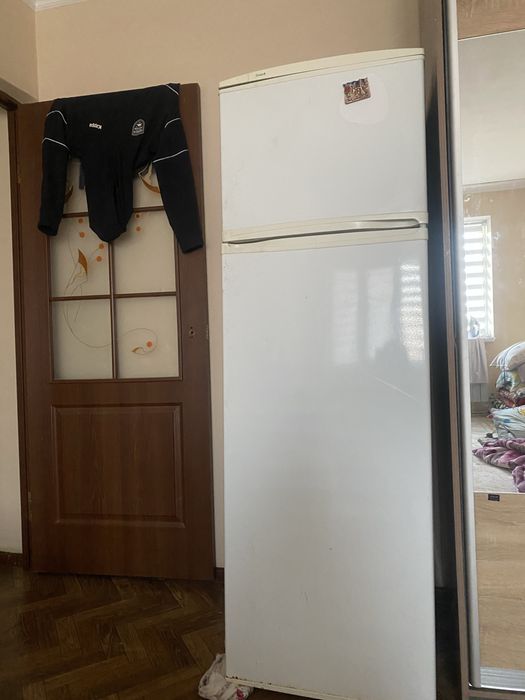 Продается холодильник б/у состоянии