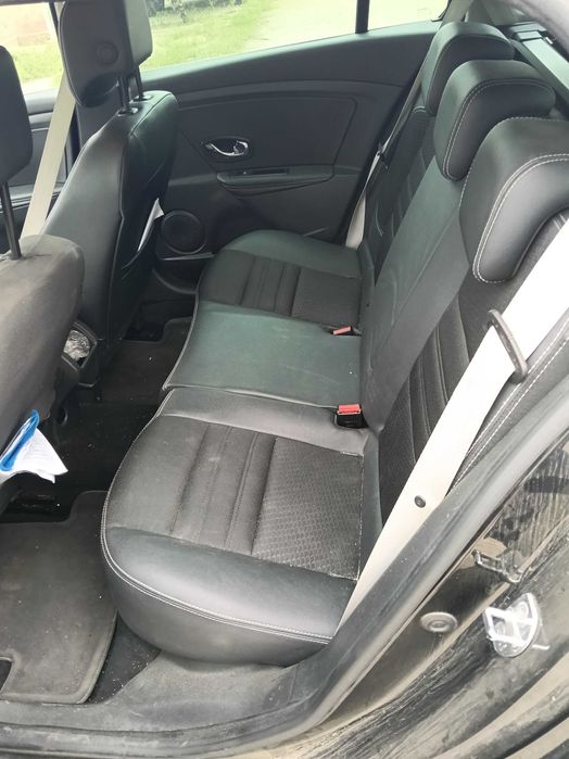 Schimb Megan GT style bose eddition cu BMW X3 sau BMW E60