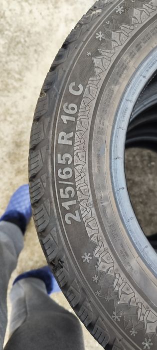Vând 1 cauciuc Semperit 215 65 R16 C
