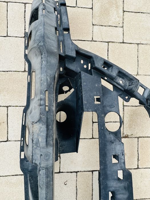 Основа предна броня за Mercedes GL X166 - за ремонт