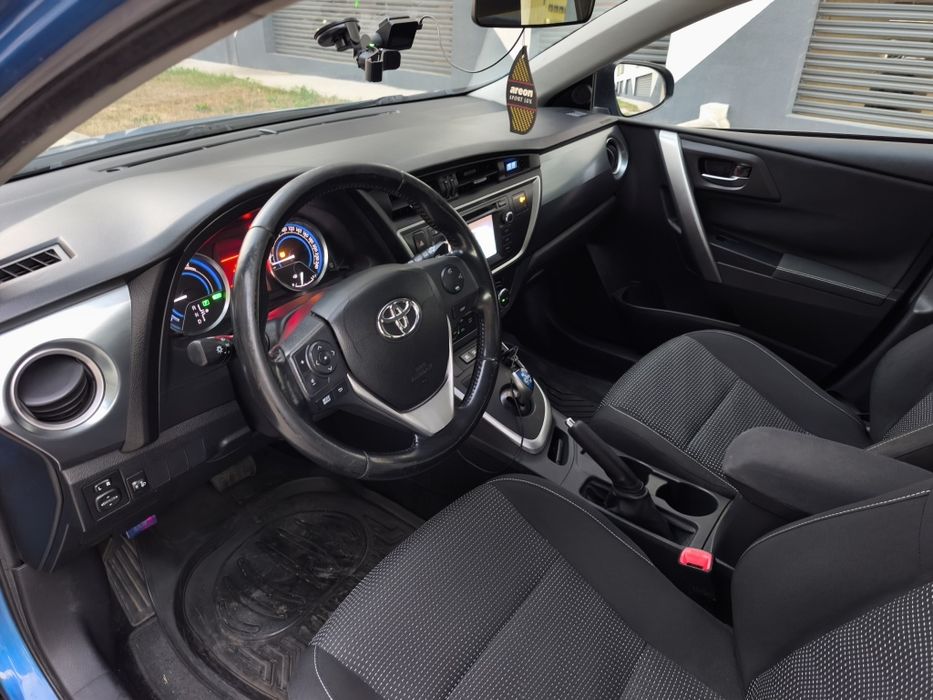 Toyota Auris 2014 Hybrid Touring Sports
