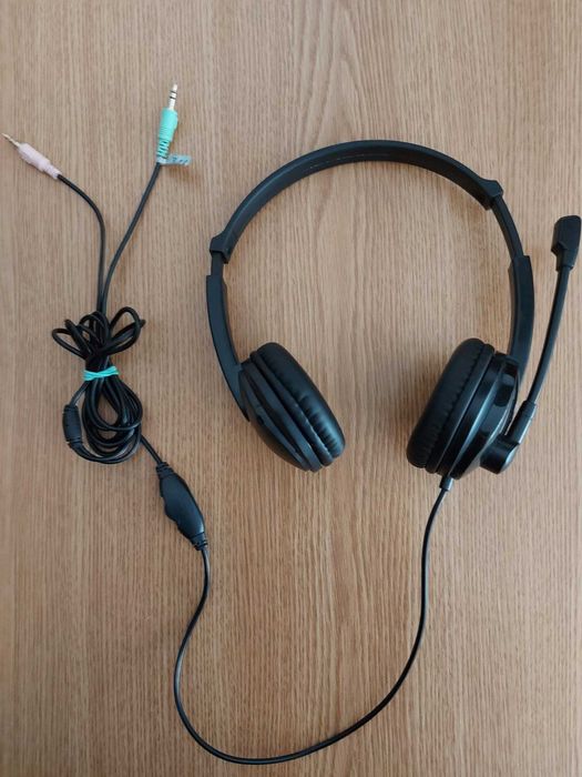 Casti audio  cu microfon, stereo, jack 3,5,  sistem cu  reglare volum