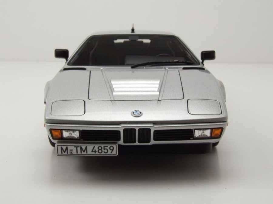 Macheta Bmw M1 Norev