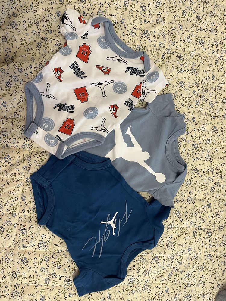 Nike Jordan боди за новородено