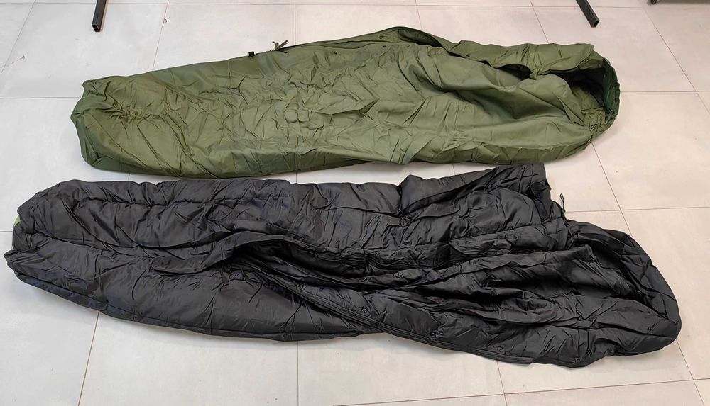 Sac de dormit multi-season temperaturi extreme.