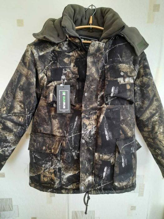 продам  Куртку   муж.  новую   раз.  52 . 17 т.