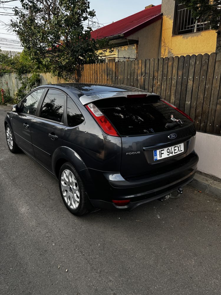 Vand sau schimb Ford Focus 2