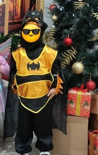 Костюм Бэтмен с маской в отличном состоянии