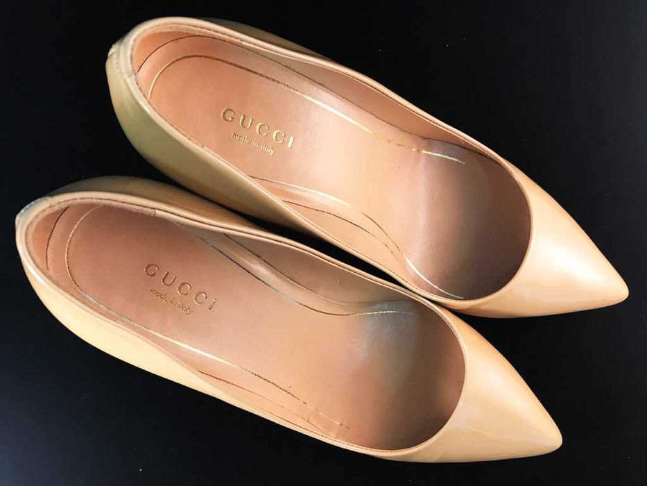 Pantofi Stiletto, nude, marca Gucci