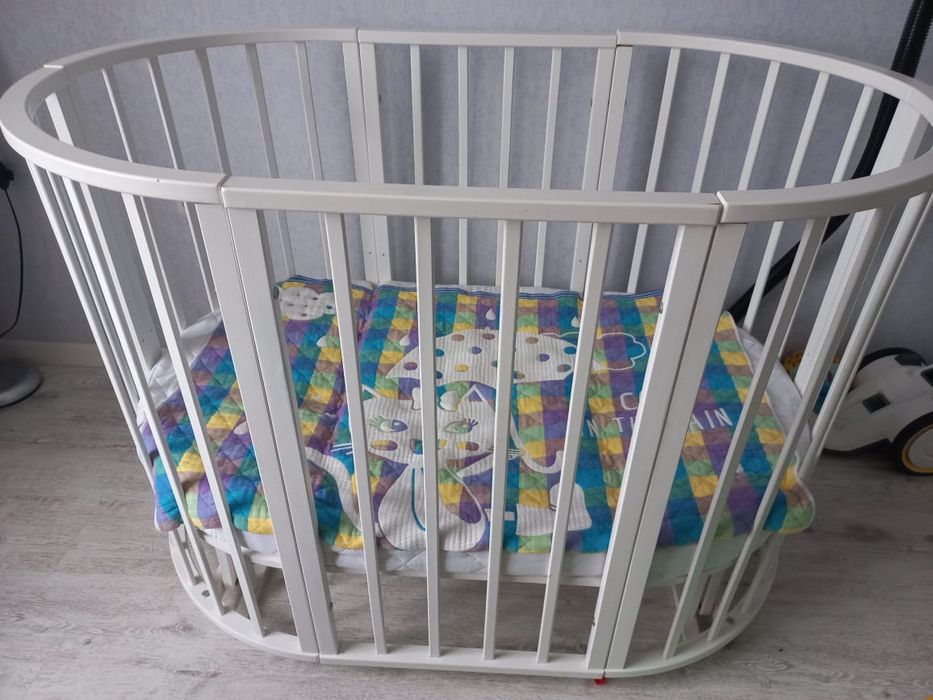 Продам детскую кровать