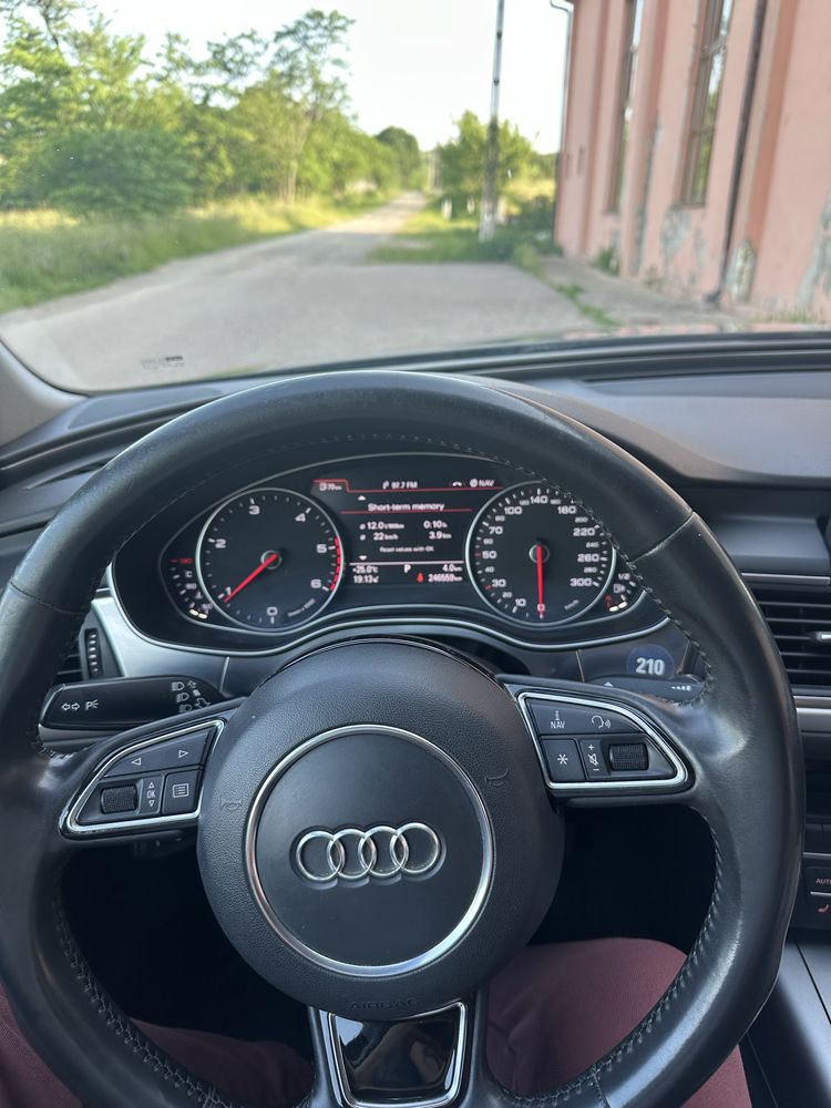 Vand Audi A6 C7 in stare buna