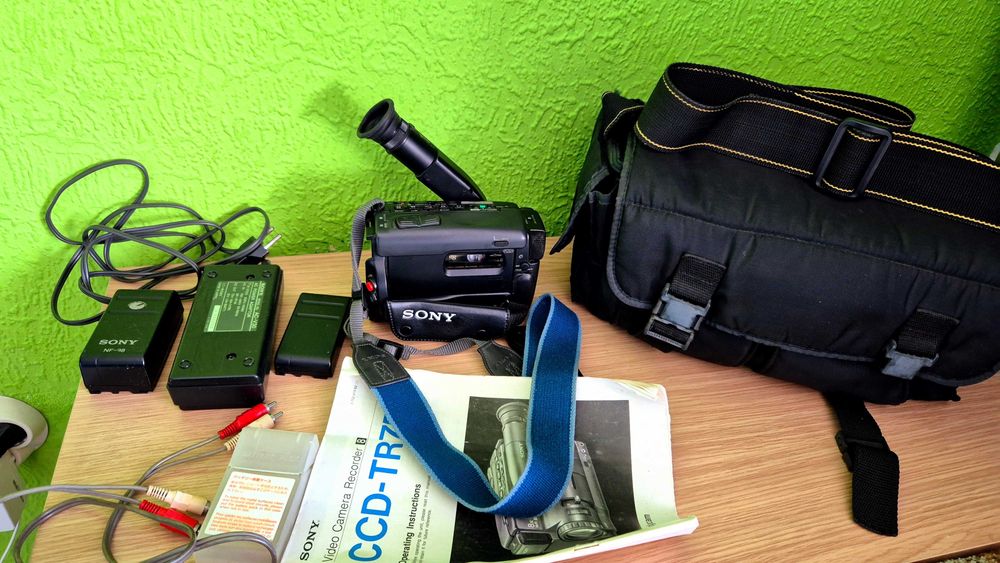 Видеокамера Сони с касета Sony