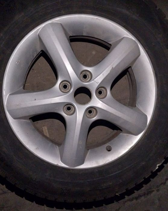 1 диск отличается рисунком. Без резины. 5×114.3. Читаем объявление.