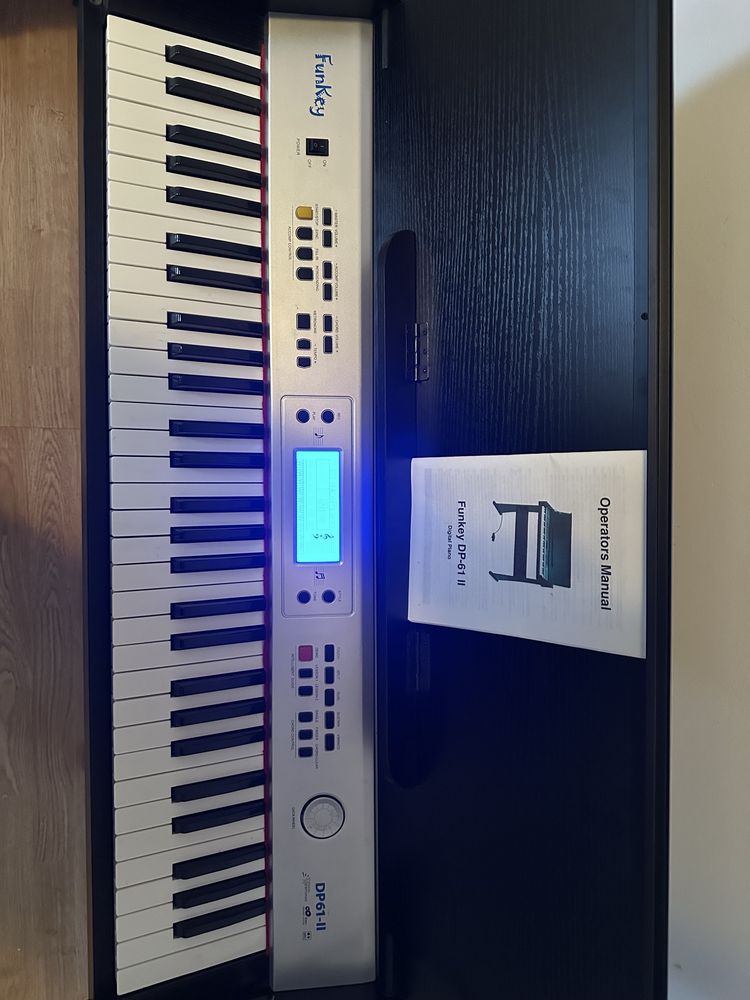 Vând Pianina digitală FunKey DP-61 II