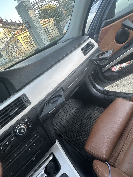Vând BMW e91 320D 143CP
