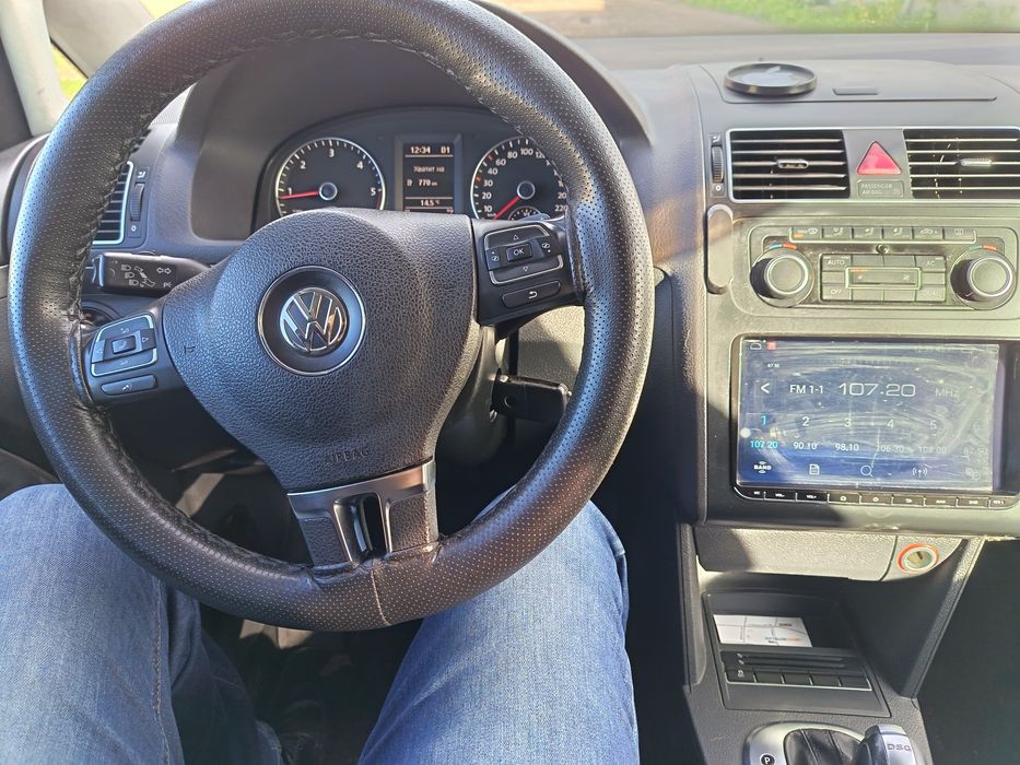 Фолсваген Туран, със сменени,консумативи, кара се всеки ден, заслужава