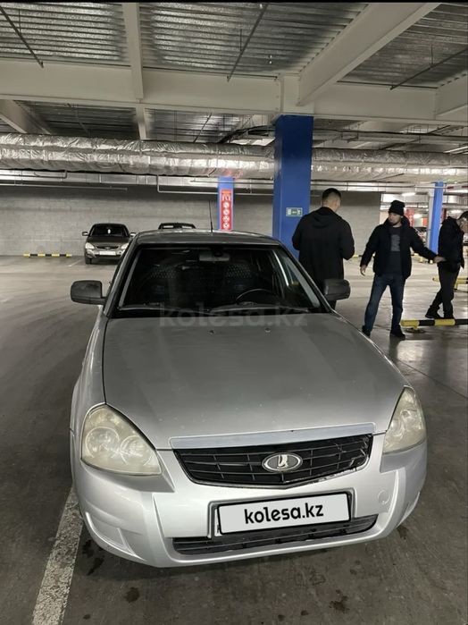 Продам приору 2013г