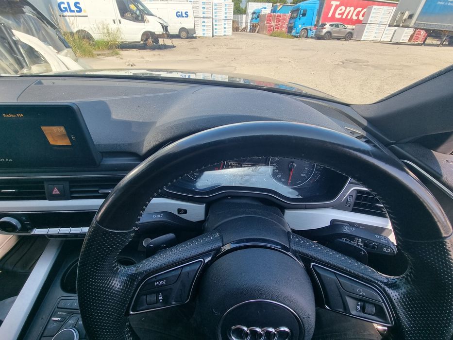 Volan s-line cu padele audi a4 a5 q5 b9 an 2016 pana 2020