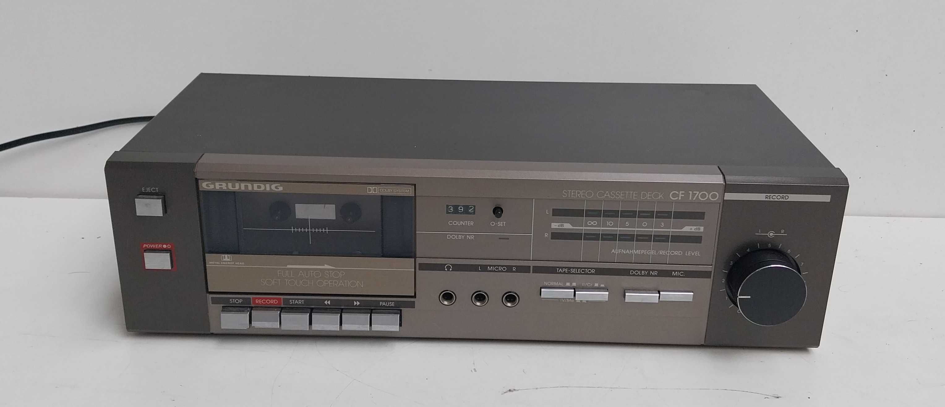 НАЙ ДОБРАТА ОФЕРТА Касетен дек Grundig CF-1700