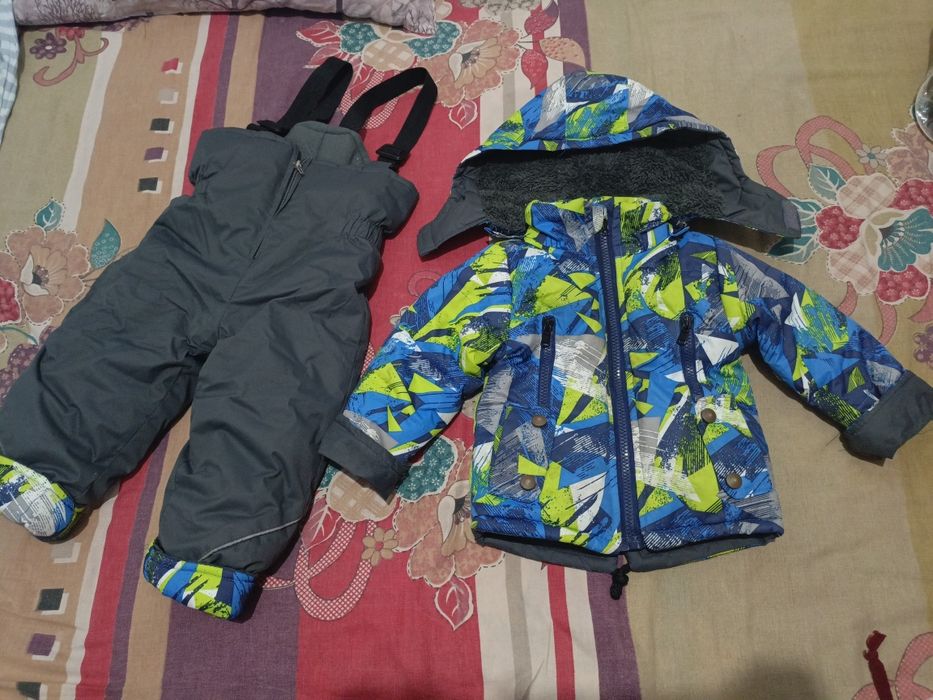 Продам двойку комбинезон