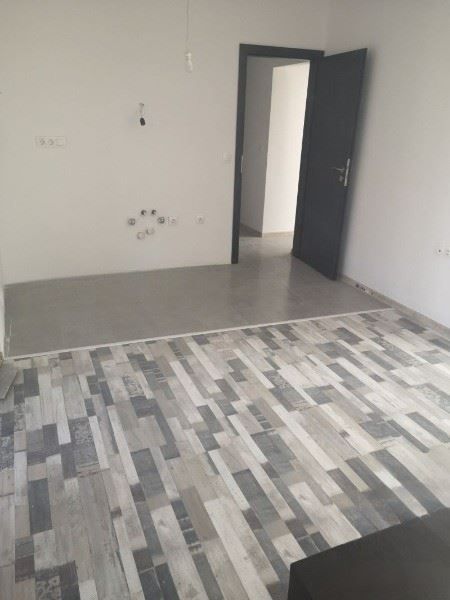 Продава се Двустаен апартамент в София, Надежда 2 - 83 кв.м за 2196 €/кв.м - Снимка #5