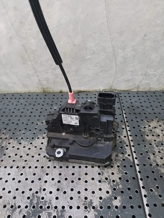 Broasca usa stanga spate opel corsa e x15 13431842 0325407955