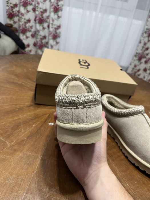 Papuci UGG Tasman