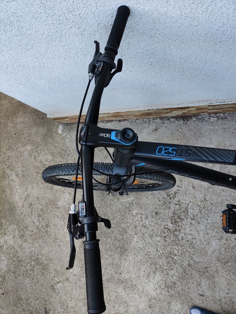 Vând Bicicletă Rockrider ST520