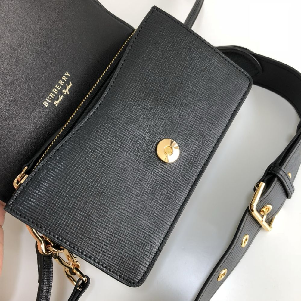Geanta Burberry