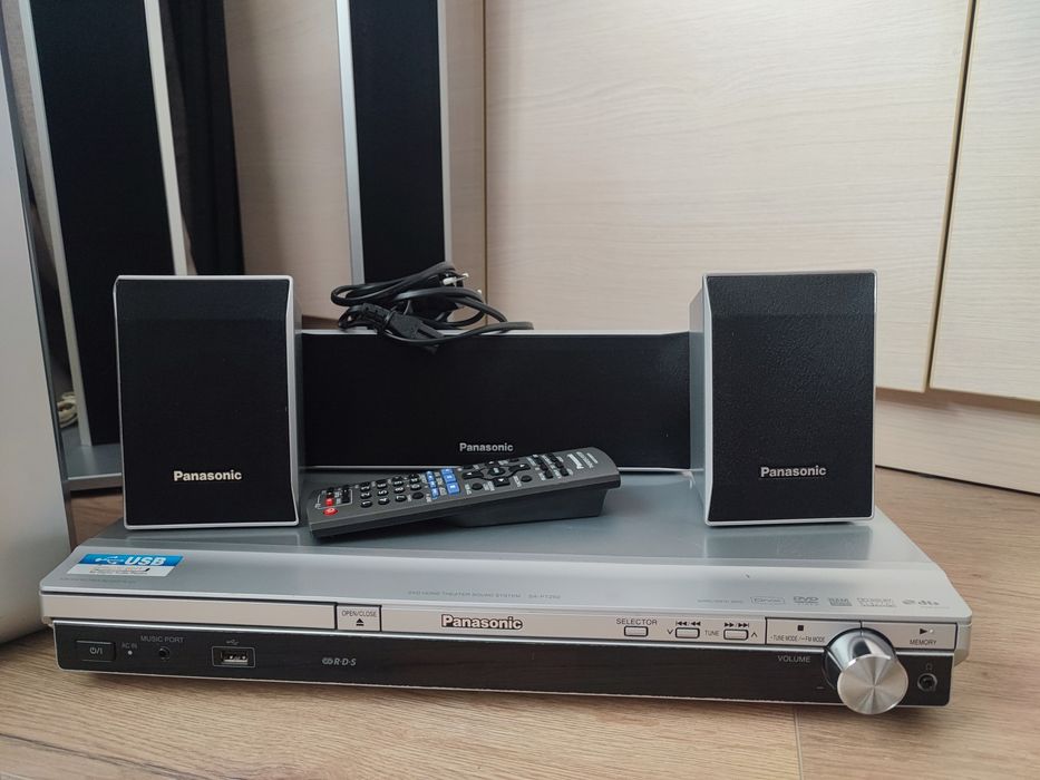 Система за домашно кино Panasonic