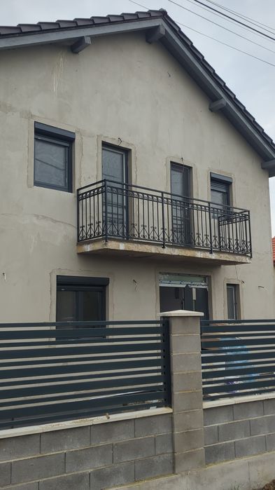 Fier forjat Confectii metalice,Porți, garduri, balustrade, vopsit elec