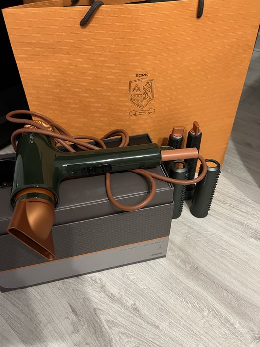 Фен стайлер Bork