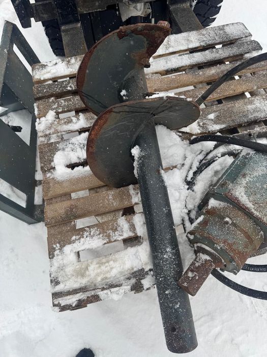 Ямобур для погрузчика