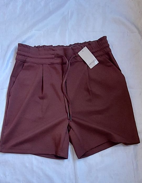 Îmbrăcăminte dama