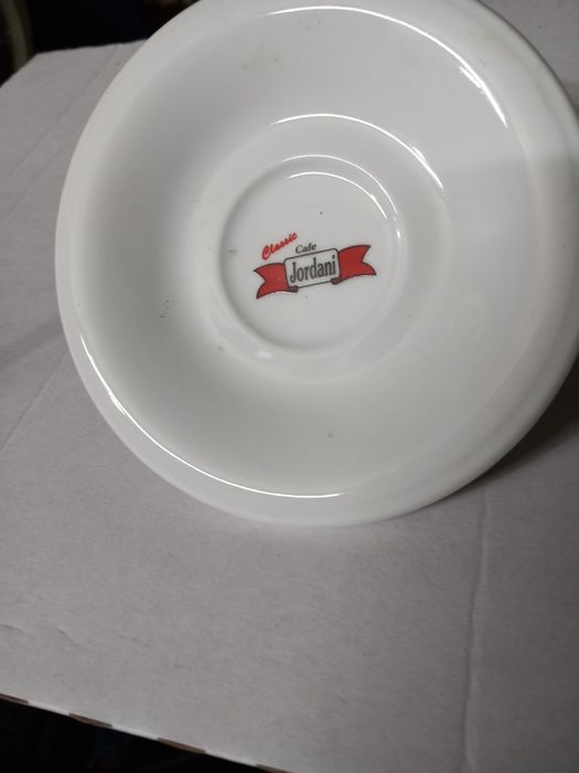 Чашки с чинийки за кафе