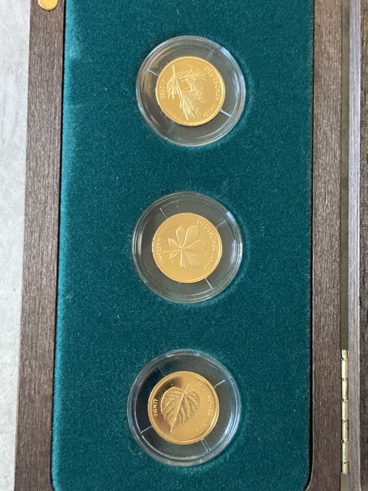 Златен сет монети 24K