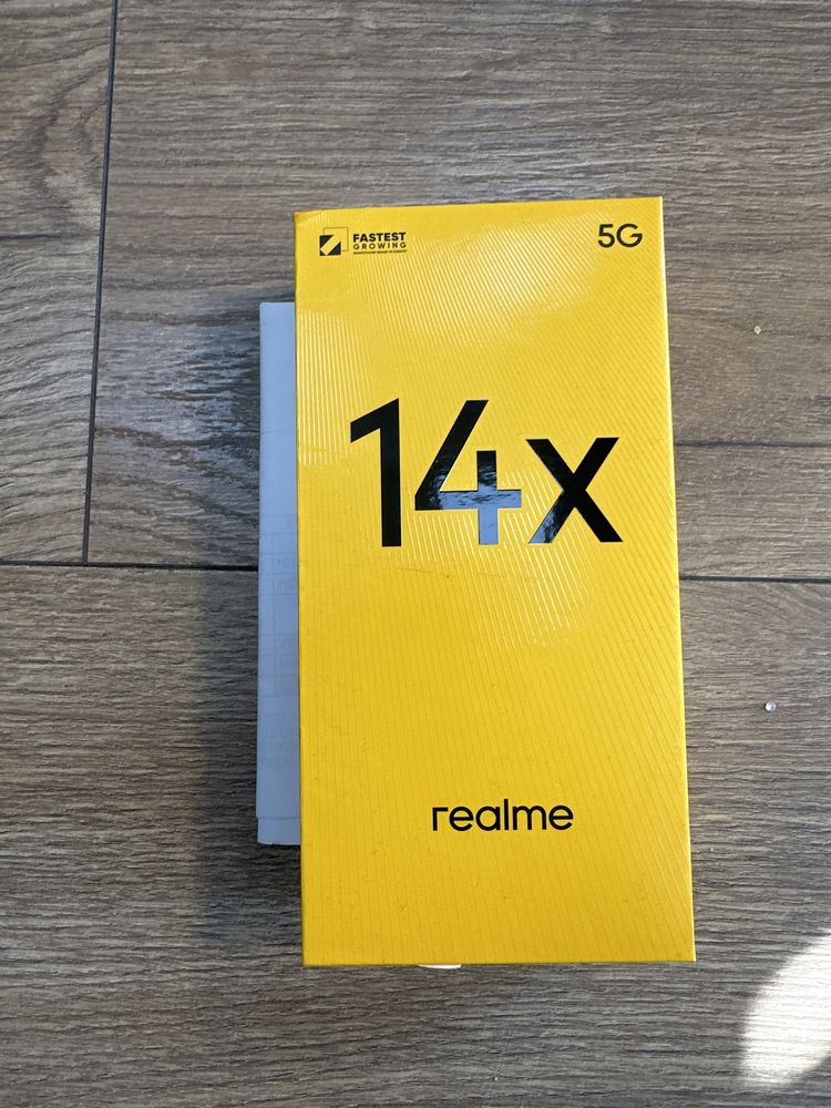 Realme 14x 5g 6/128gb carbon black Неотварян!