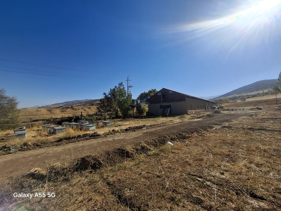 Бустанлик тумани. Галасой Амирсой йулида Курилиш учун ер 1 гектар