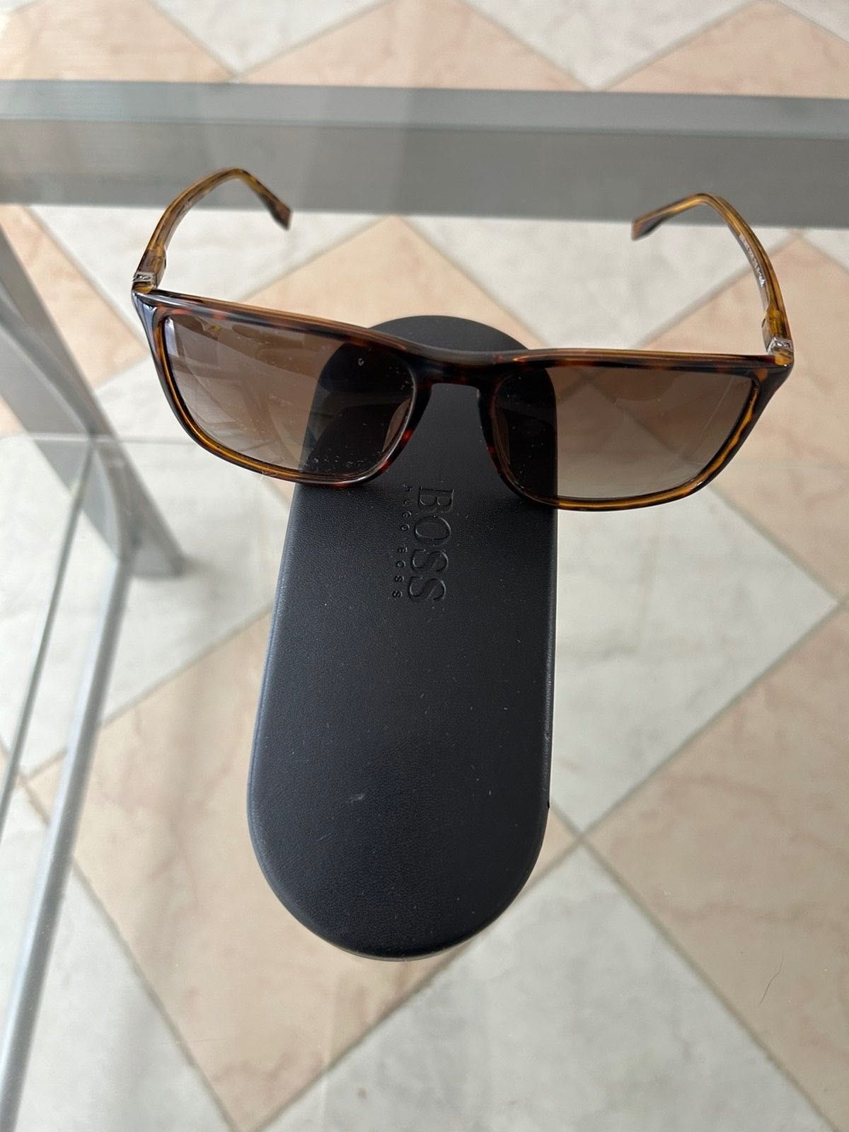 Мъжки слънчеви очила Hugo Boss