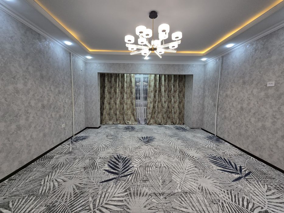 Чиланзар 20 квартал. 2х комнатная.  65м2. С Ремонтом.