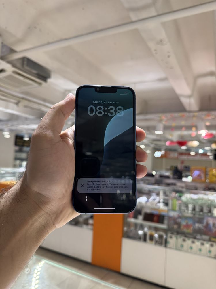 Iphone 13 128gb….