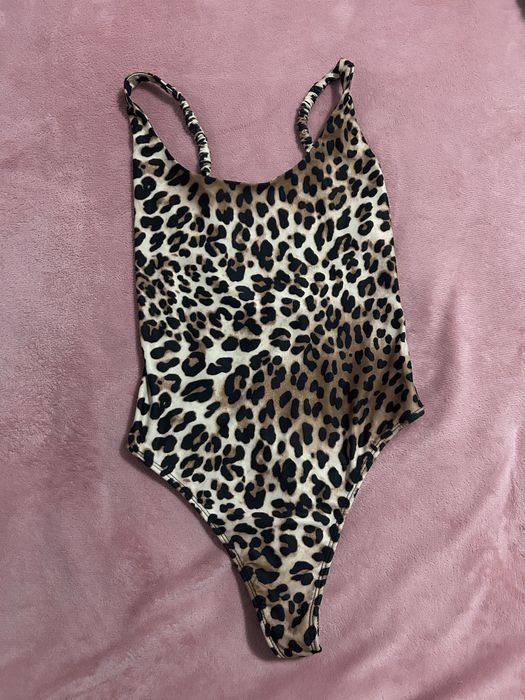 Топове, тениски - CK, Zara